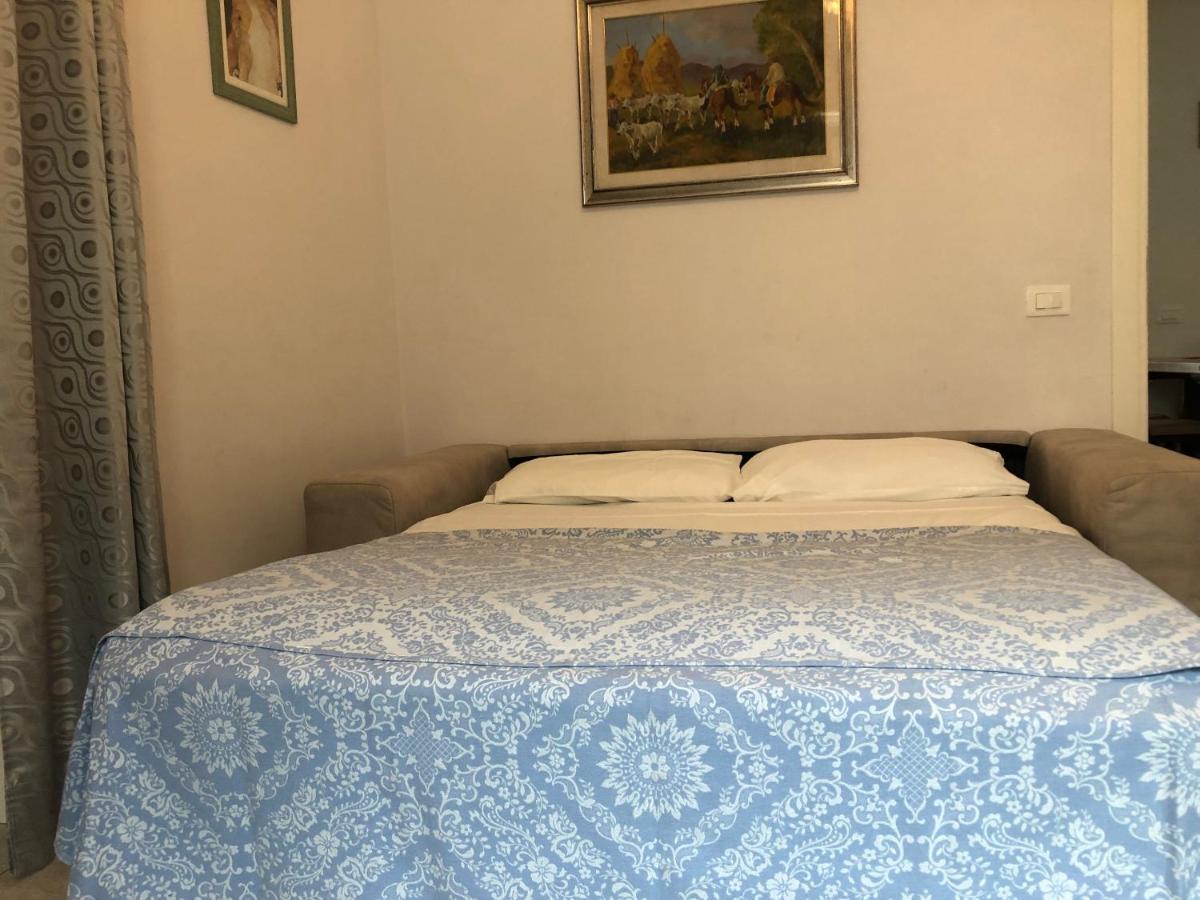 Casa Vacanze Diana Viareggio Buitenkant foto