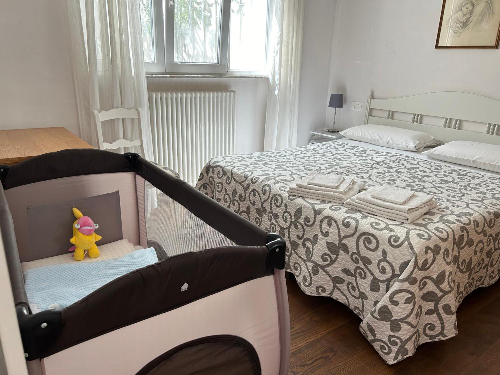 Casa Vacanze Diana Viareggio Buitenkant foto